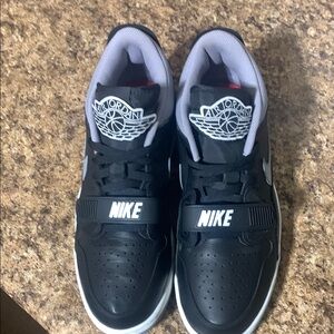 Nike Air Jordan Legacy 312 Bred cement shoes. Mens size 12.
